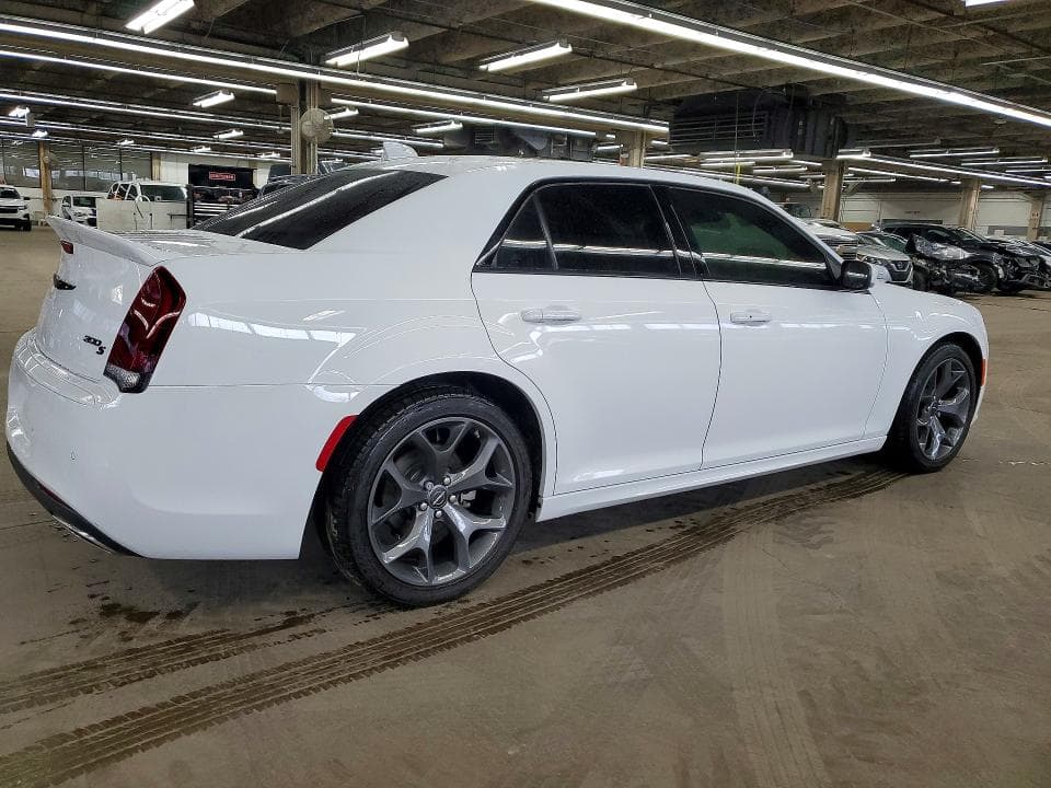 2023 CHRYSLER 300 S 3