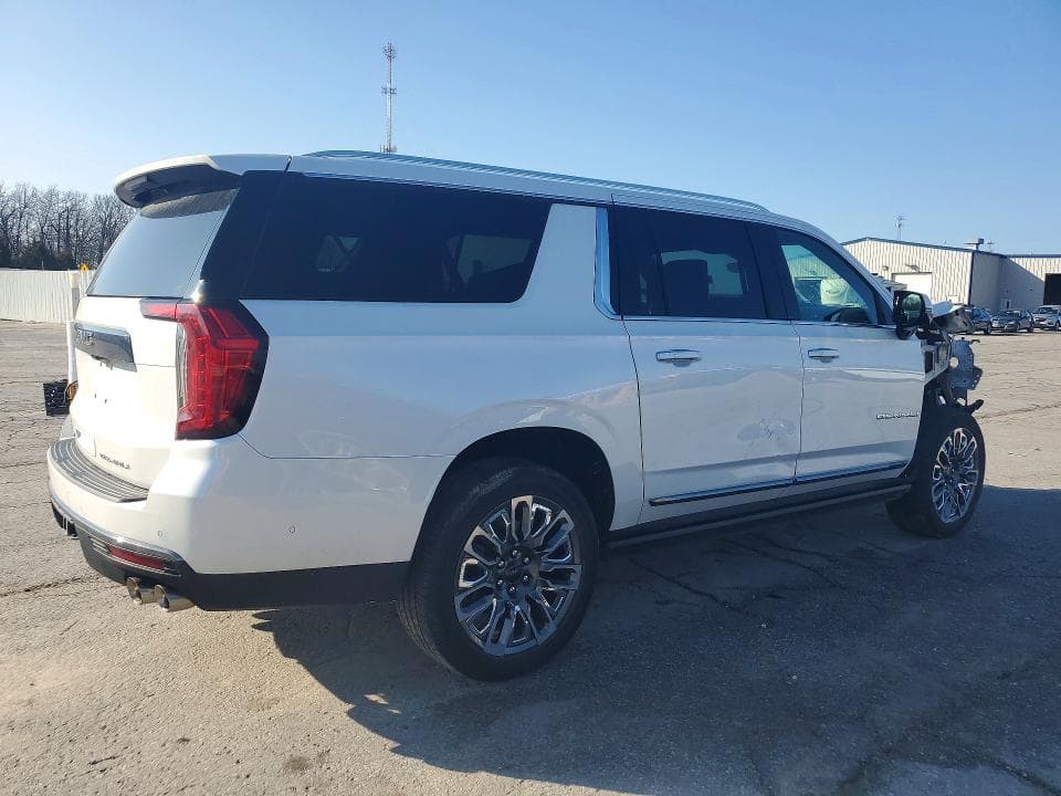 2023 GMC YUKON XL DENALI ULTIMATE 3