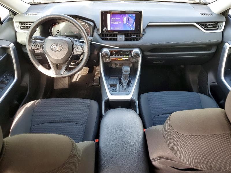 2025 TOYOTA RAV4 LE 8