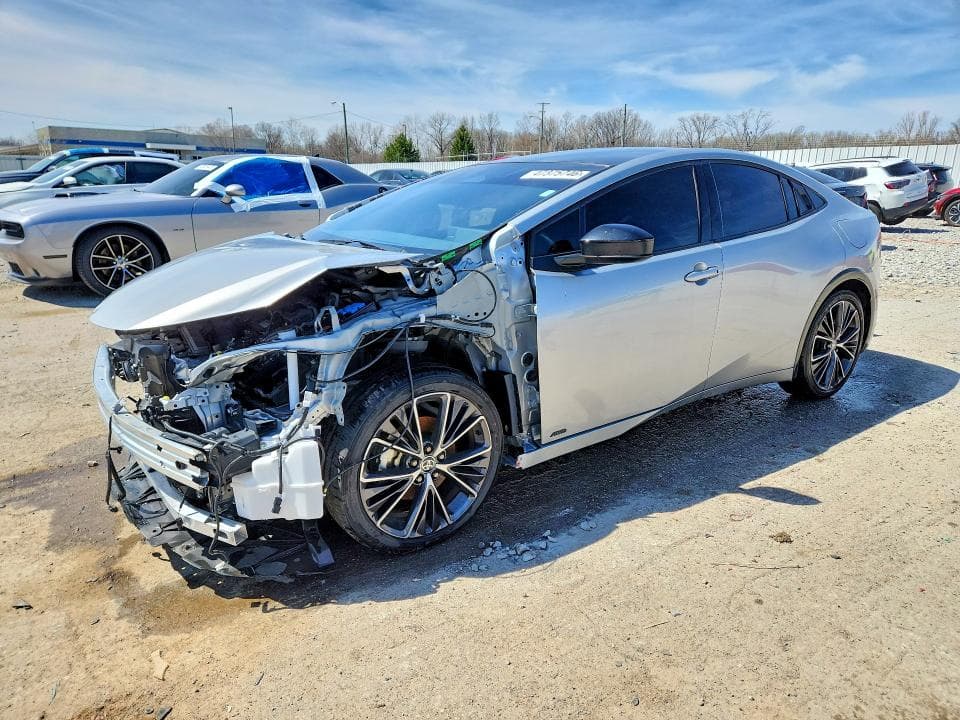 2024 TOYOTA PRIUS