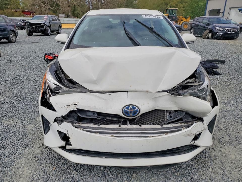 2018 TOYOTA PRIUS TWO 5