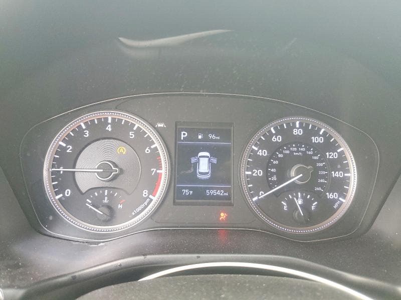 2020 HYUNDAI SANTA FE SE 9