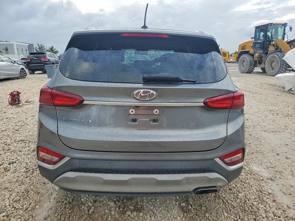 2020 HYUNDAI SANTA FE SE 6