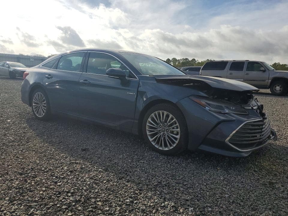 2019 TOYOTA AVALON HYBRID LIMITED 4