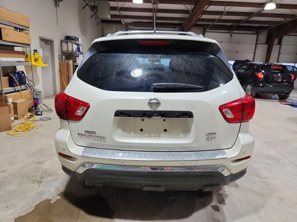 2018 NISSAN PATHFINDER SV 6