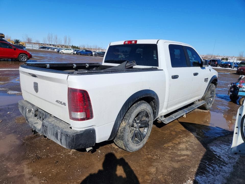 2021 RAM 1500 CLASSIC SLT 3