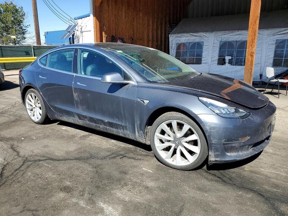 2019 TESLA MODEL 3 4