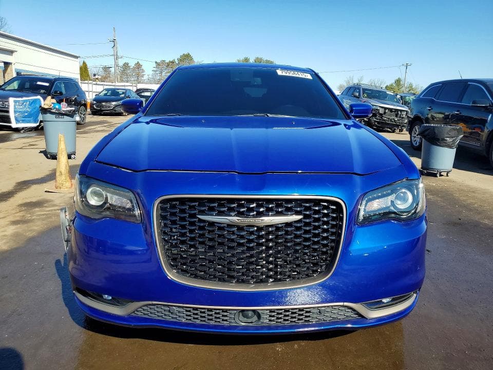 2019 CHRYSLER 300 S 5