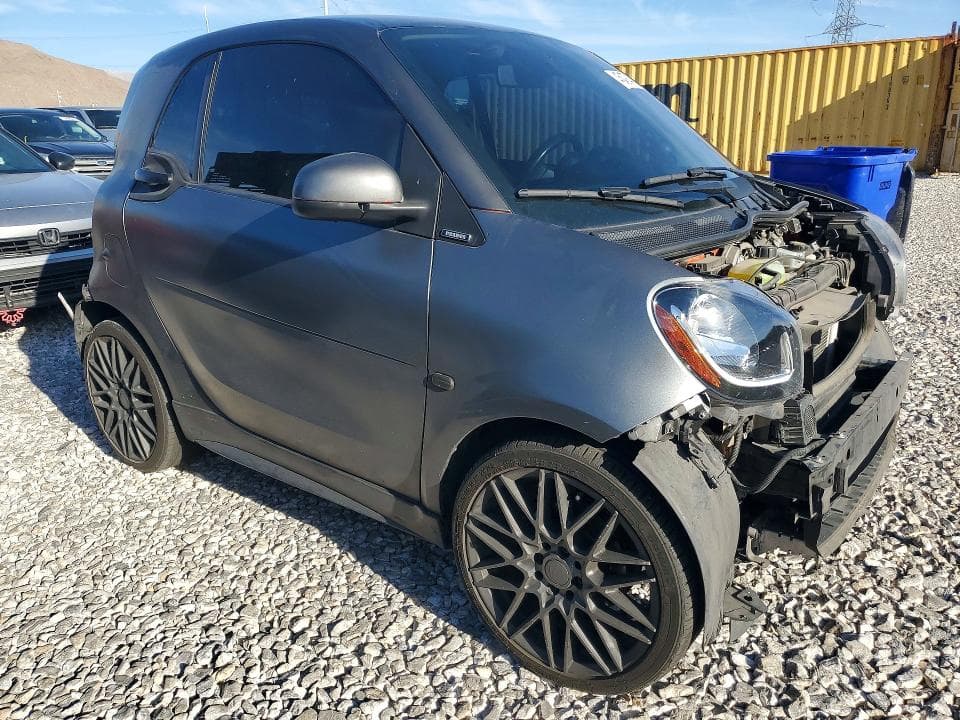 2017 SMART FORTWO 4