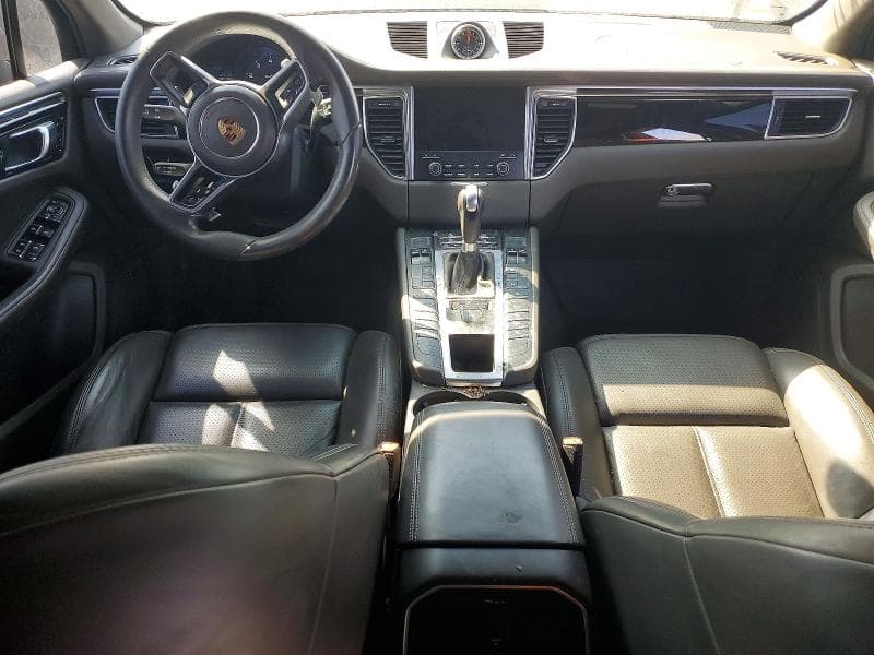 2018 PORSCHE MACAN GTS 8