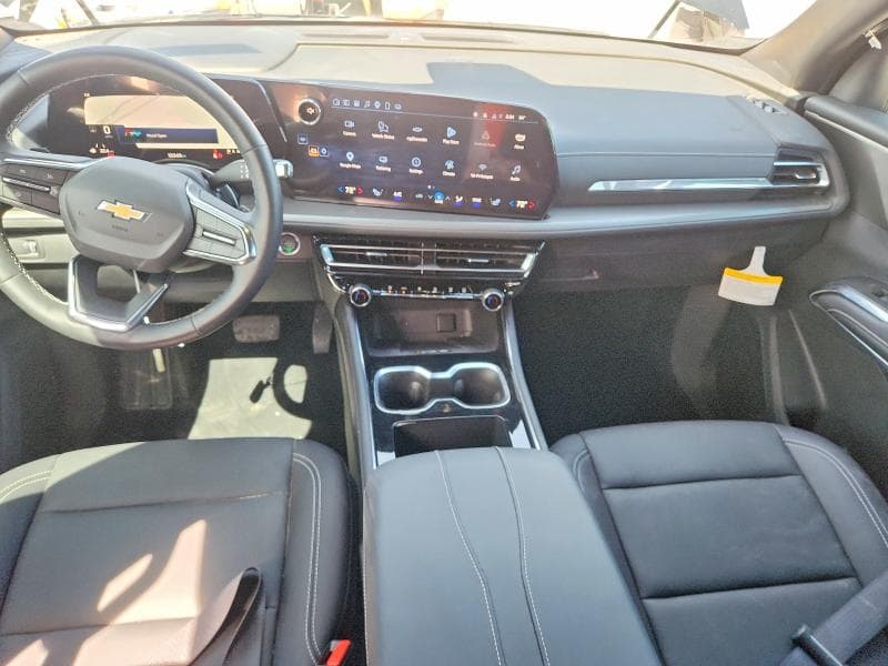 2025 CHEVROLET TRAVERSE LT 8