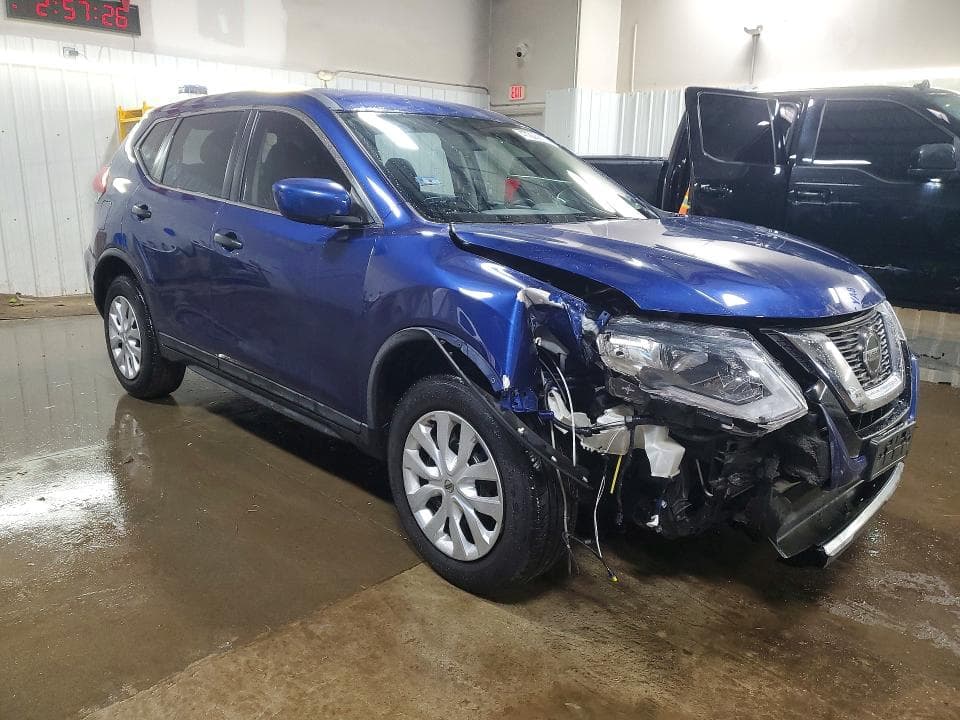 2018 NISSAN ROGUE S 4