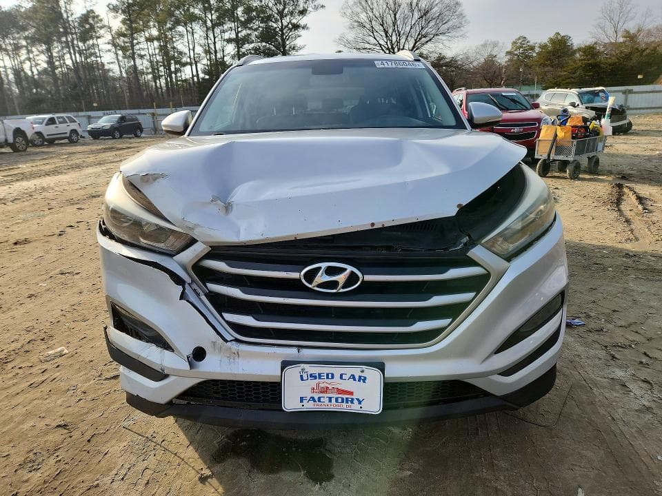 2017 HYUNDAI TUCSON SE PLUS 5