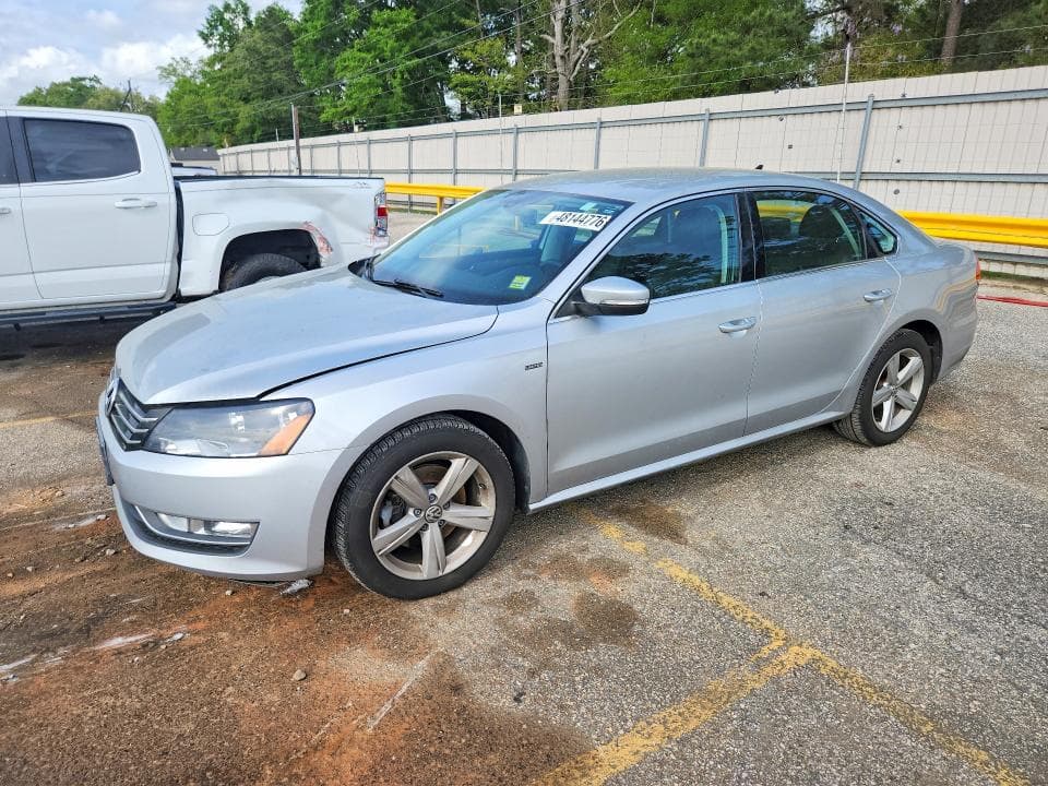 2015 VOLKSWAGEN PASSAT S - 1