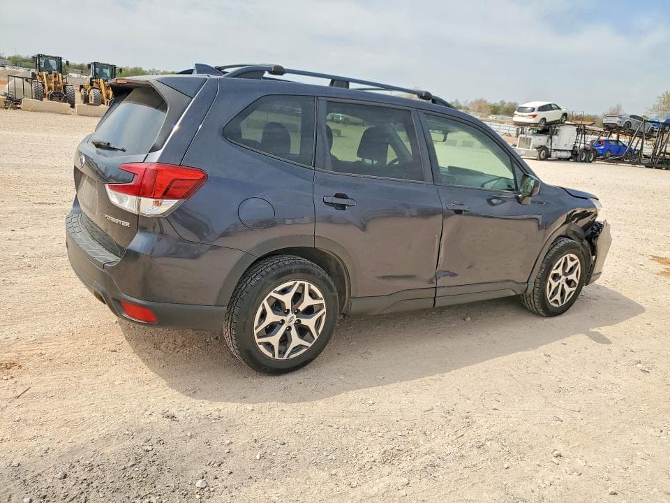 2019 SUBARU FORESTER PREMIUM 3