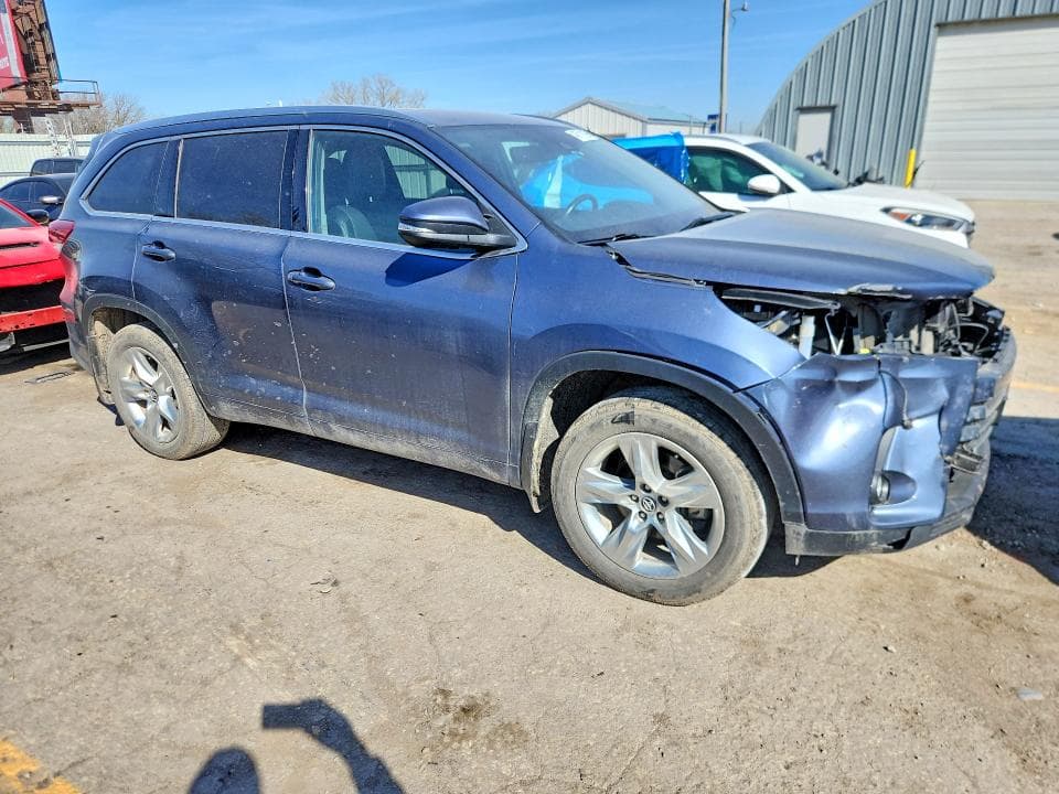 2018 TOYOTA HIGHLANDER LIMITED 4