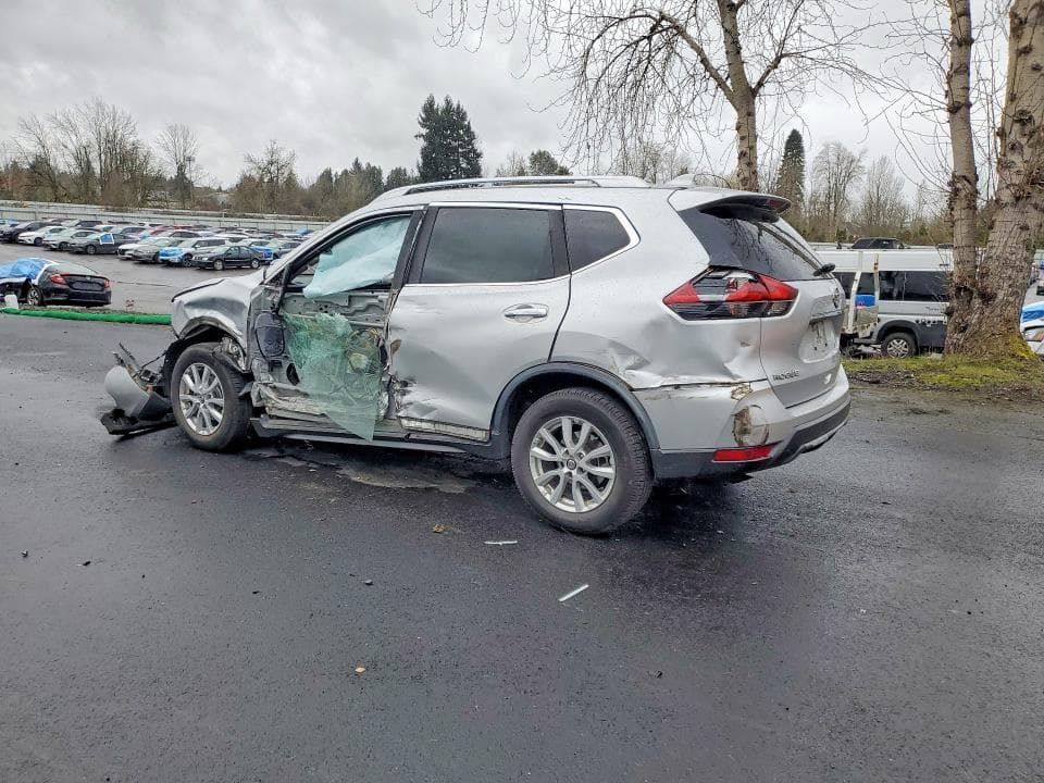2018 NISSAN ROGUE SV 2