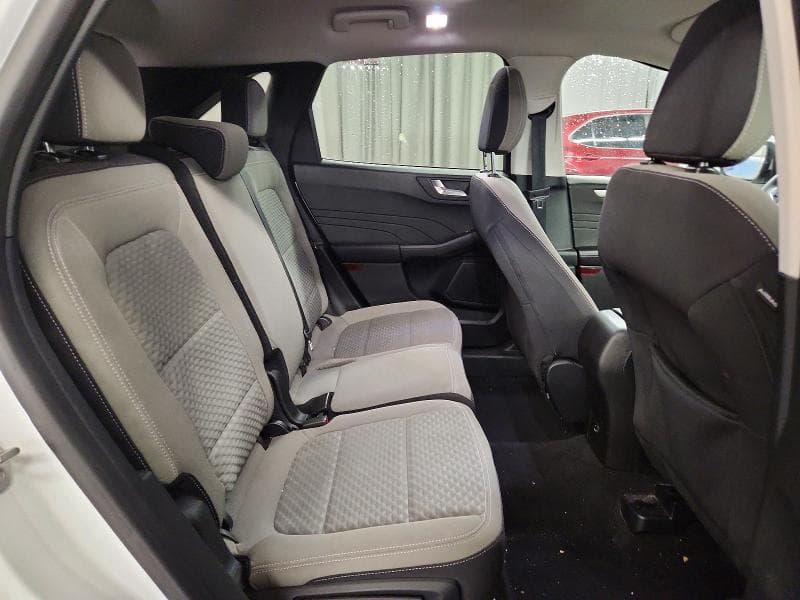 2021 FORD ESCAPE SE 11