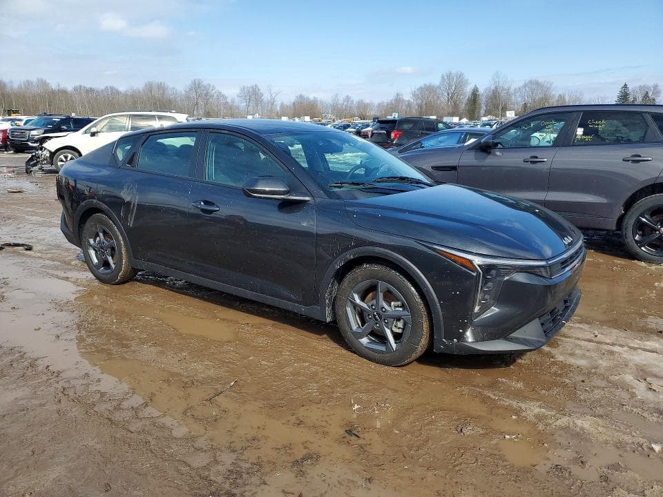 2025 KIA K4 LXS 4