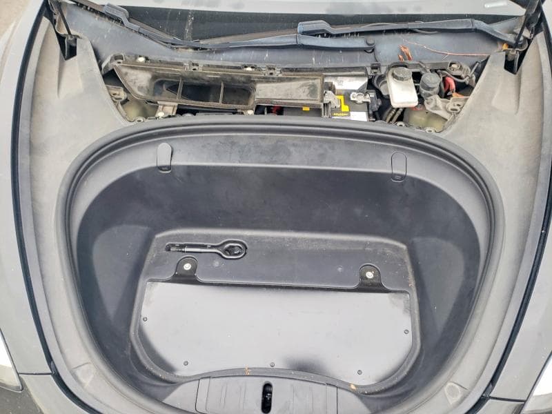 2018 TESLA MODEL 3 11