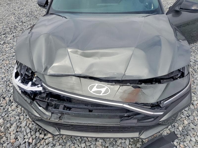 2025 HYUNDAI ELANTRA SEL SPORT 11