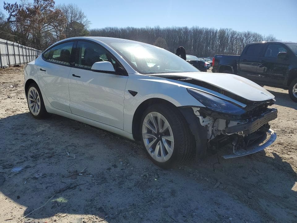 2023 TESLA MODEL 3 4