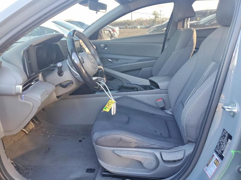 2023 HYUNDAI ELANTRA SEL 7