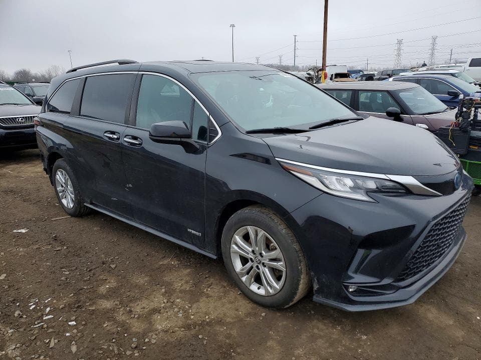 2021 TOYOTA SIENNA XSE 7-PASSENGER 4