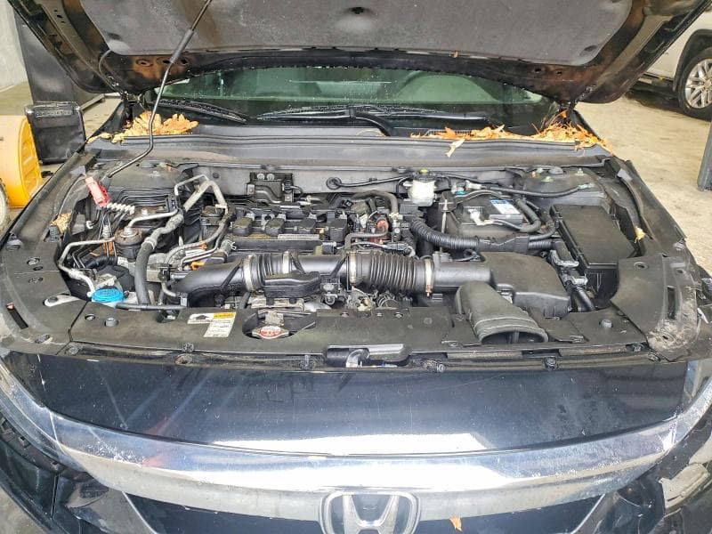 2018 HONDA ACCORD LX 11