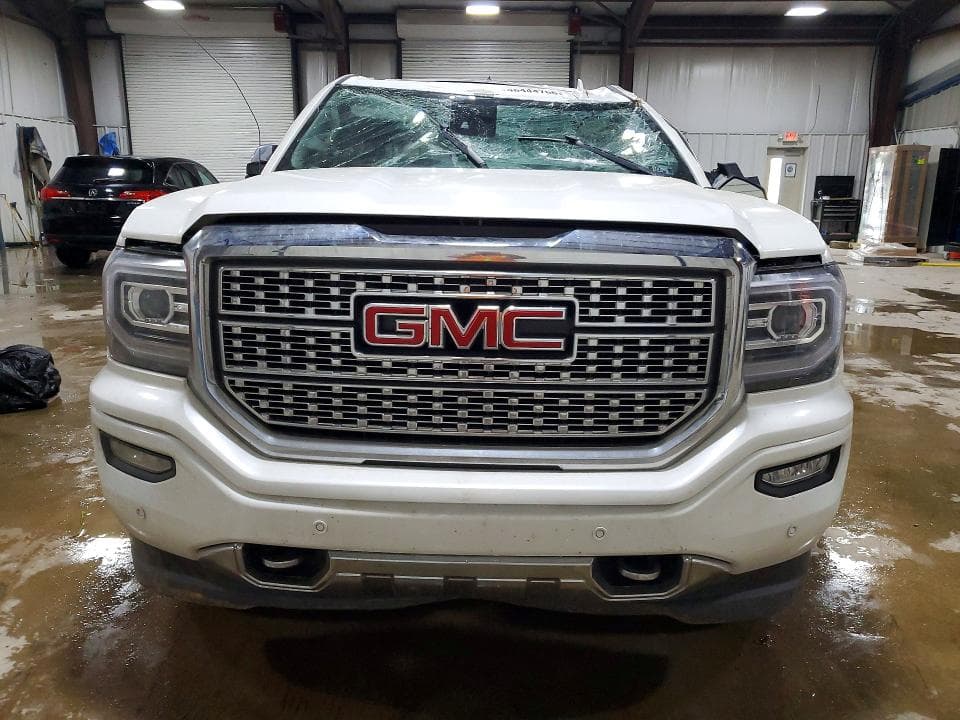 2017 GMC SIERRA K1500 DENALI 5
