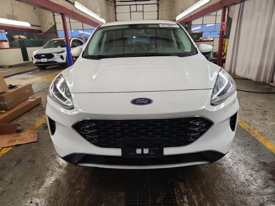 2021 FORD ESCAPE SE 5