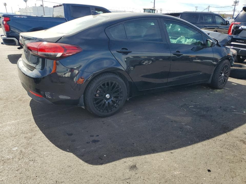 2017 KIA FORTE LX 3