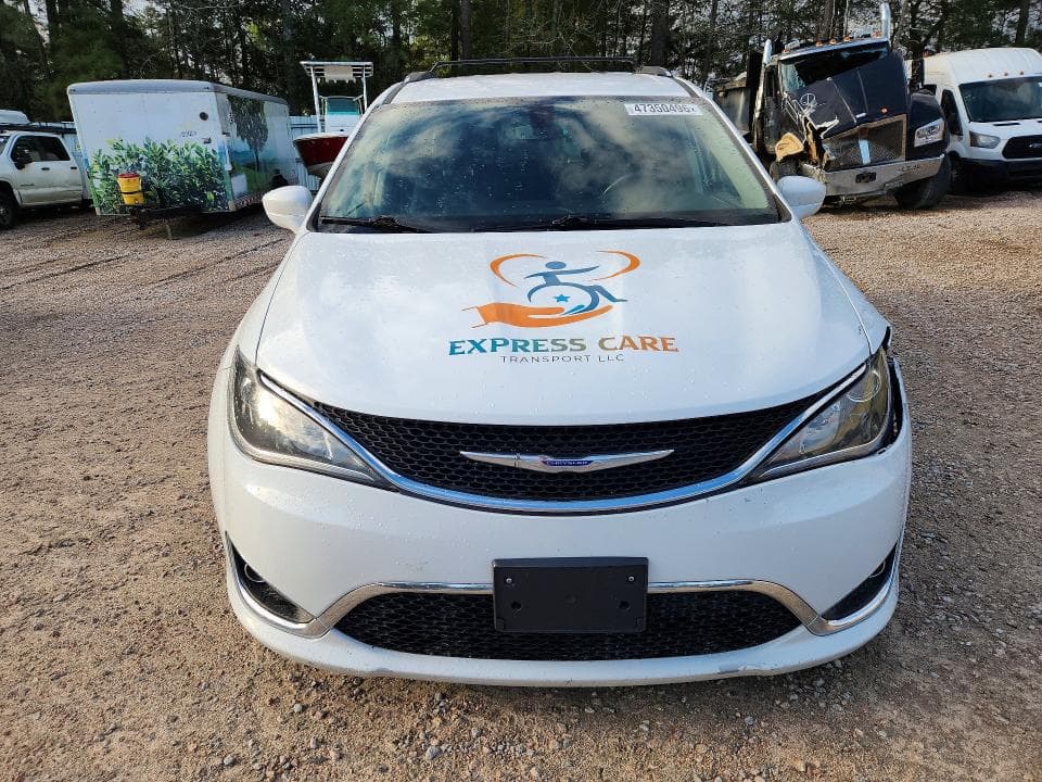 2020 CHRYSLER PACIFICA TOURING L 5