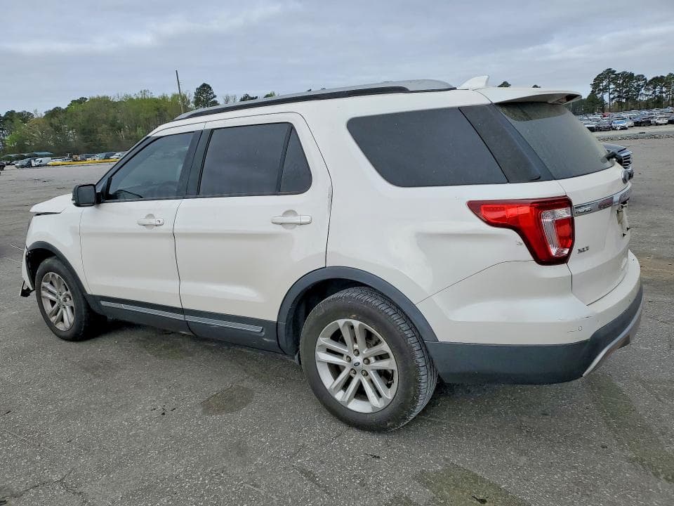 2017 FORD EXPLORER XLT 2