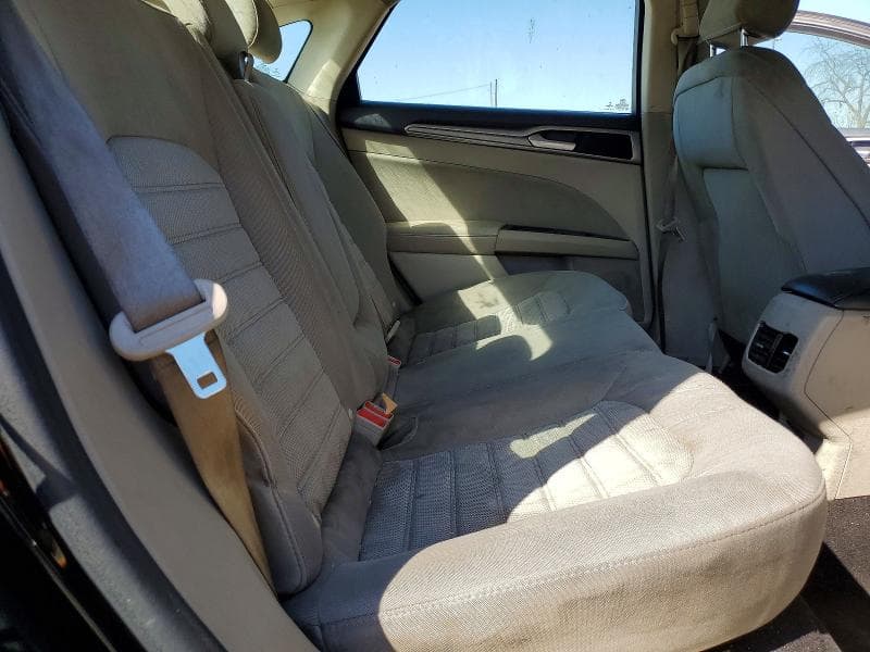 2020 FORD FUSION SE 10