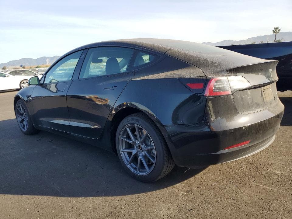 2022 TESLA MODEL 3 2