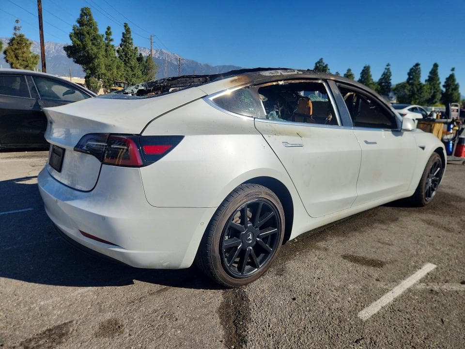 2019 TESLA MODEL 3 3