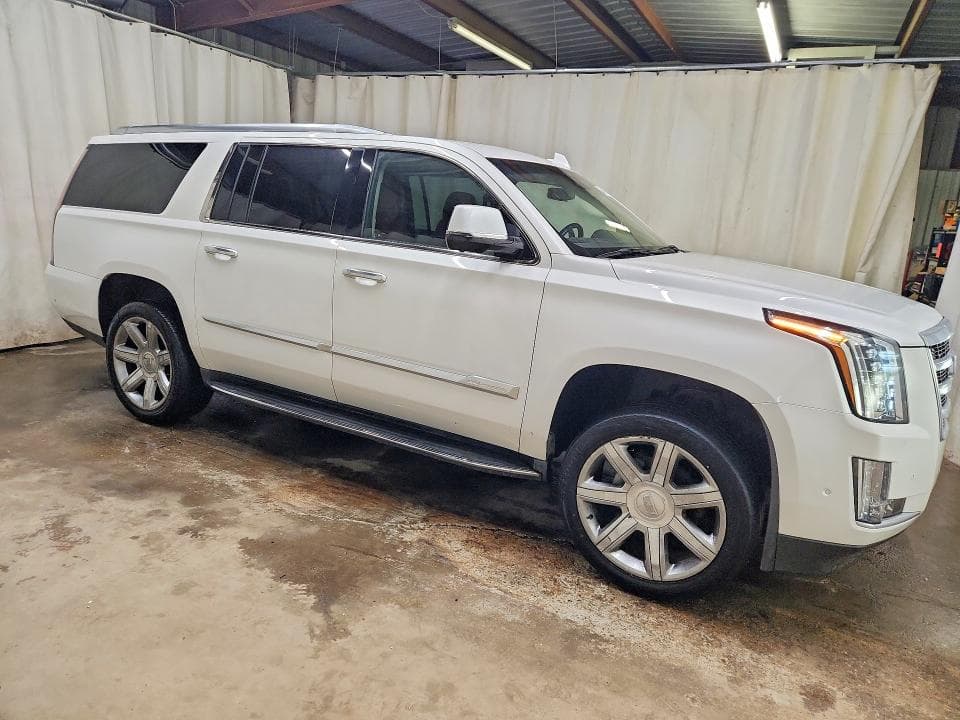 2017 CADILLAC ESCALADE ESV LUXURY 4