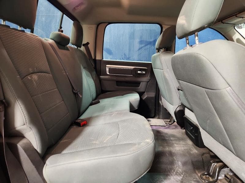 2019 RAM 1500 CLASSIC SLT 10