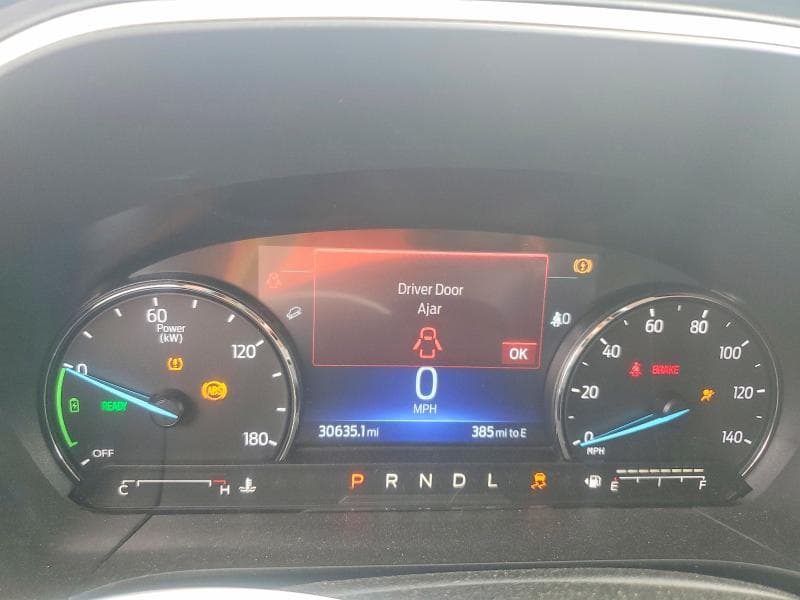 2021 FORD ESCAPE SE 9