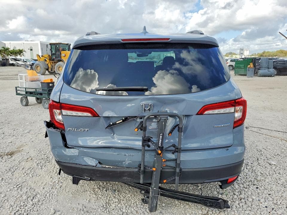 2022 HONDA PILOT SE 6