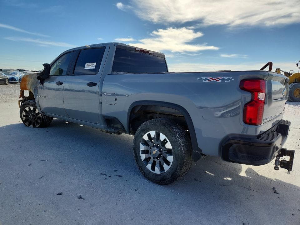 2024 CHEVROLET SILVERADO K2500 CUSTOM 2