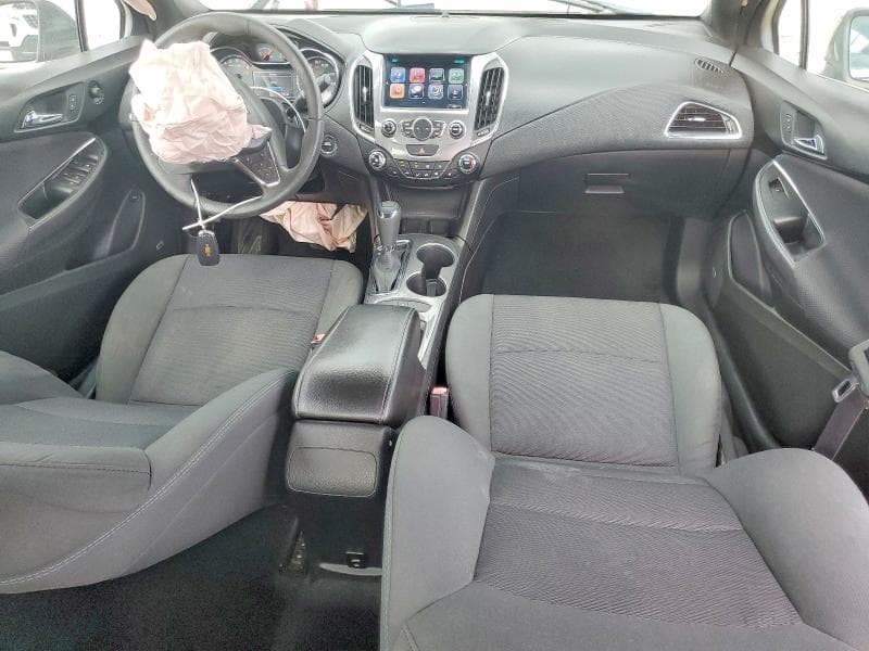 2017 CHEVROLET CRUZE LT 8