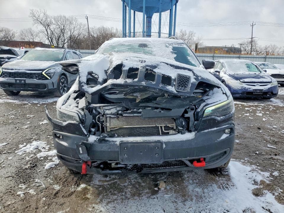 2019 JEEP CHEROKEE TRAILHAWK 5