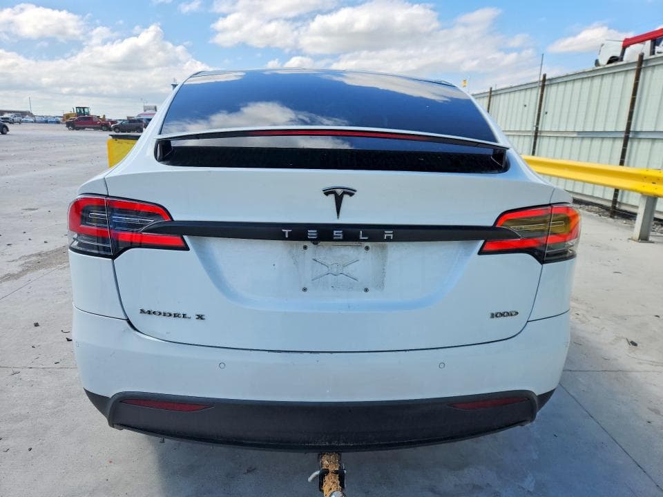 2018 TESLA MODEL X 6