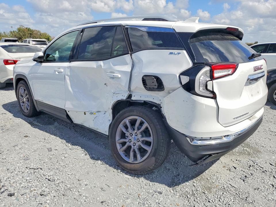 2024 GMC TERRAIN SLT 2