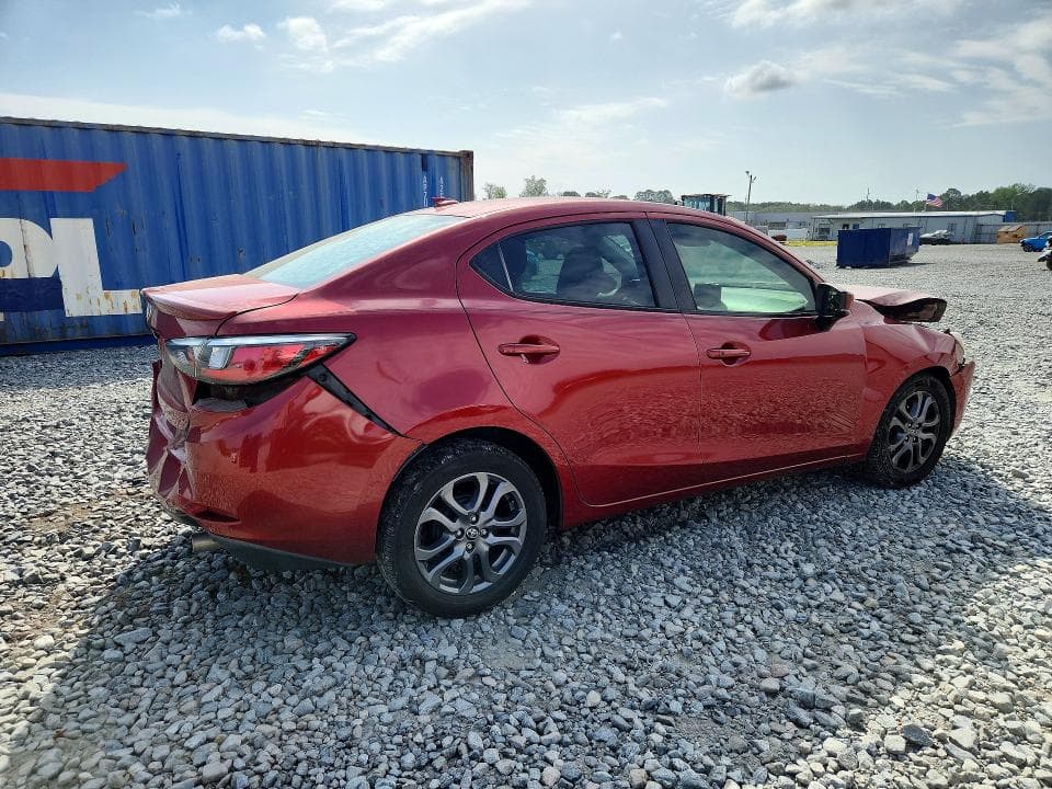2020 TOYOTA YARIS LE 5