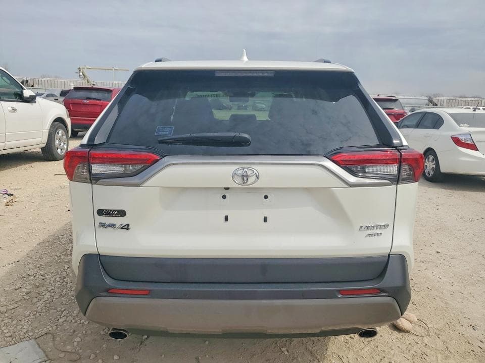 2019 TOYOTA RAV4 LIMITED 6
