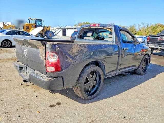 2017 RAM 1500 ST 3