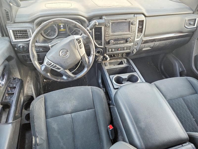 2018 NISSAN TITAN S 8
